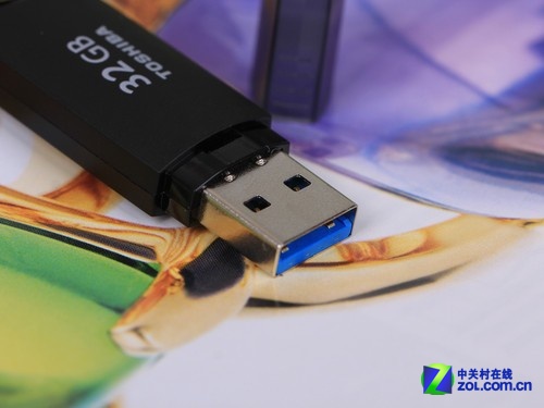 东芝 超高速型USB 3.0（32GB） 细节图 