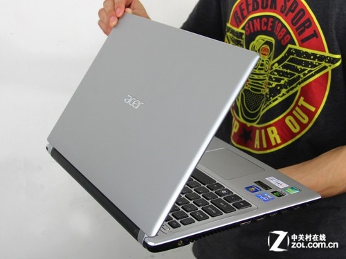 Acer V5-471G月光银 外观图 