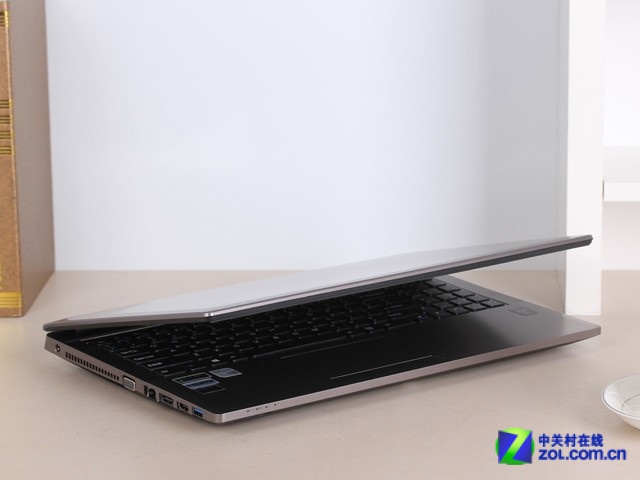 第四代四核芯 雷神G150SA游戏本热销中